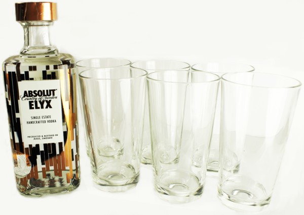 Absolut Vodka Elyx mit 6 Konstantin Grcic Gläsern