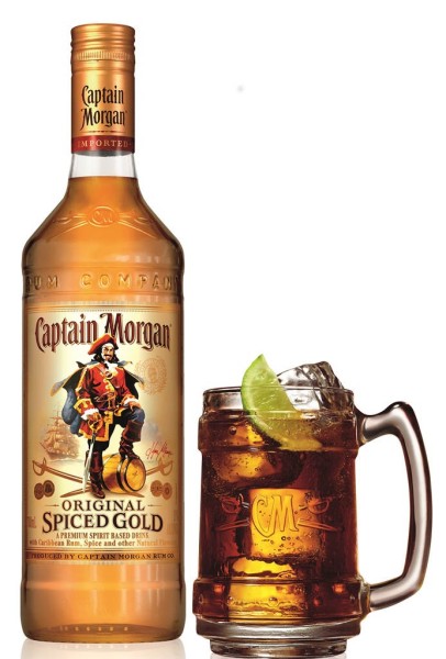 Captain Morgan Spiced Gold 0,7l mit Krug